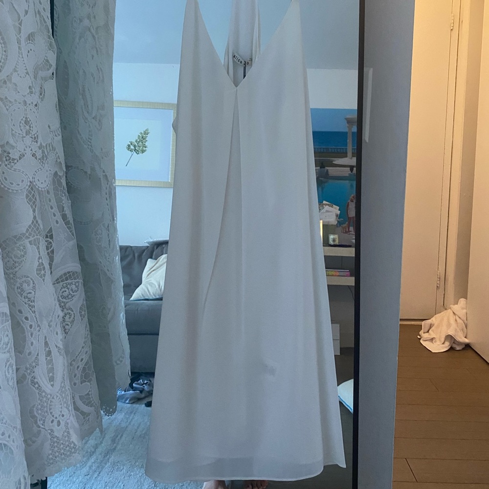 Alice and Olivia white shift dress